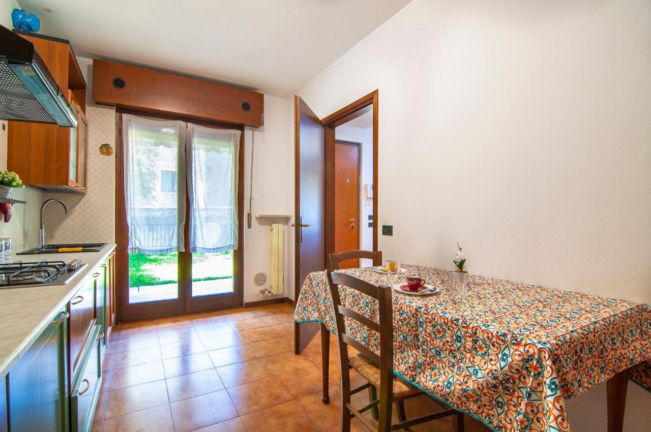 Verona - Familyoasi Free Parking And Garden Bagian luar foto